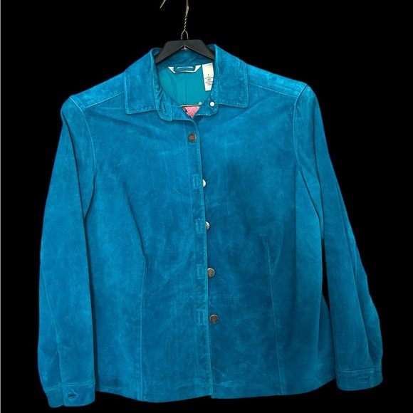 ✨ Blue Leather button up jacket✨